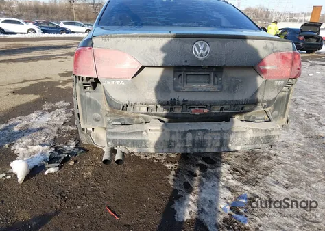 2014 Volkswagen Jetta 2.0L Tdi from USA, damaged, VIN 3VWLL7AJ6EM331915